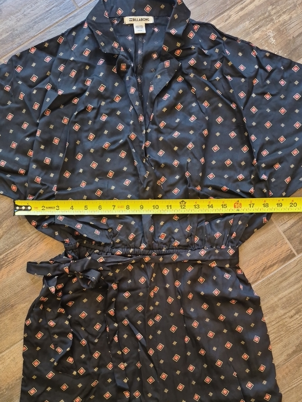 S/M Billabong Bed Story Black Geometric Print Short Sleeve Belted Jumpsuit - Picture 8 of 11